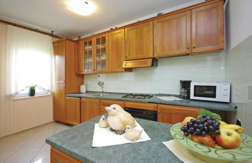 Apartment Sestanovac 23 With Outdoor Swimmingpool - Foto 13