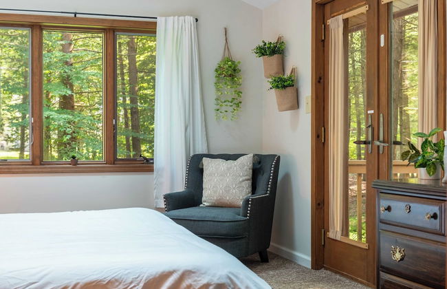 Lakeshore Oasis by Avantstay Private Beach, Views, Hot Tub, Volleyball - Foto 35