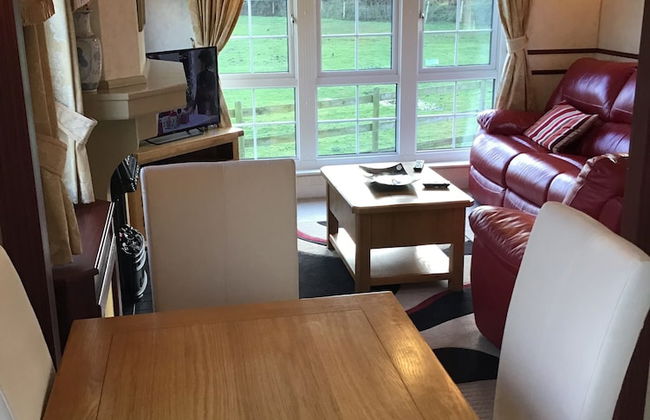 Beautiful 2-bed Chalet in Llanfairpwllgwyngyll - Photo 19