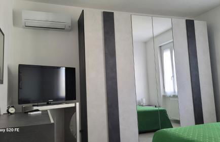 Intero Appartamento con Parcheggio Gratuito - Foto 36