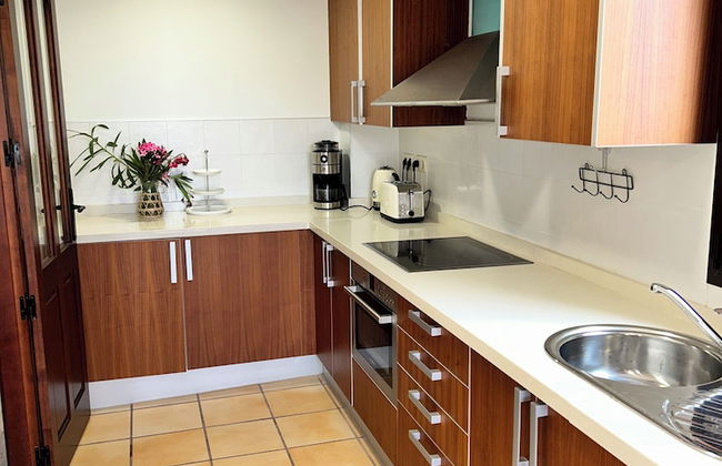 Hancinda Sleeps 4 With Free Parking - Foto 8