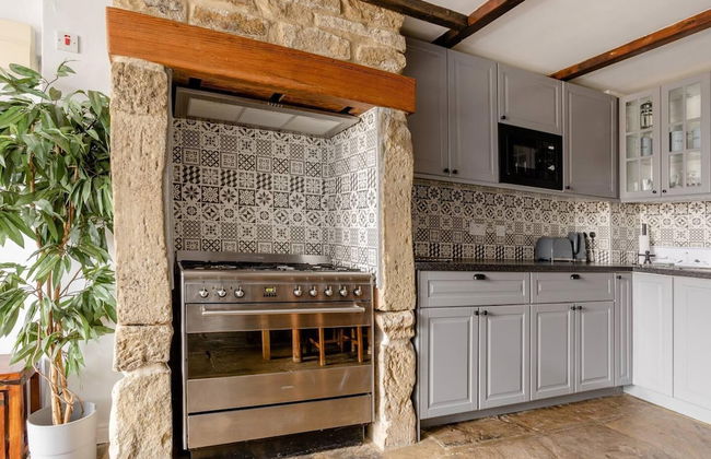 Oldmill-2bed-sleeps6-hottub-privategarden - Foto 11