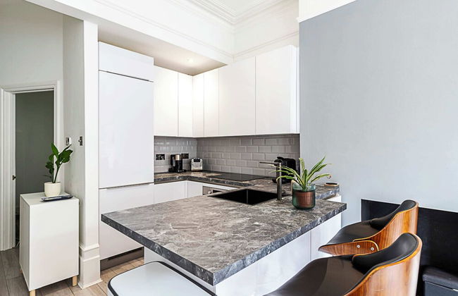 Stylish Hideaway Flat at Milton Park Highgate - Foto 10