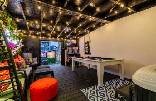 The Secret Garden, Donaghadee - The Hideaway - Stylish 5-Beds, and Lavish 3-Bedrooms - Guests 7 - Super Fast Speed Wi-FI - Foto 6