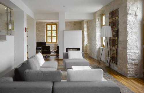 Private luxury Villa del Mar on Solta for up to 10 persons, heated pool, free parking, next to sea! FREE Kajak & Mountainbikes, GREAT living area & privacy! - Foto 18