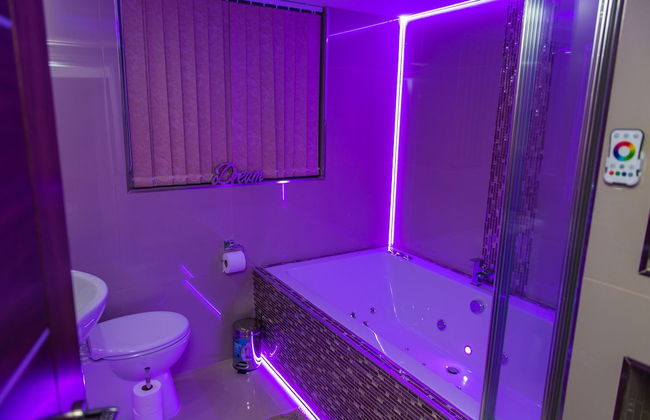 Aphrodite Suites Huddersfield - Foto 78