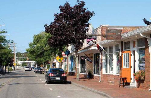 Cottage Oasis by Lake with Kayaks Fire Pit and a Huge Yard - Foto 36