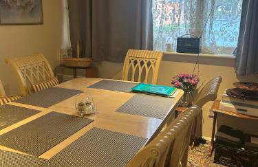 Stylish Home With Full Amenities - Photo 12