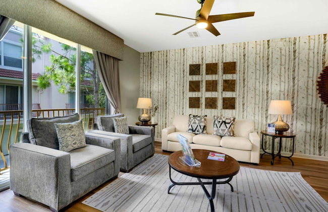 Stylish Vista Cay Townhome Near Conv. Ctr I-Dr. - Foto 3