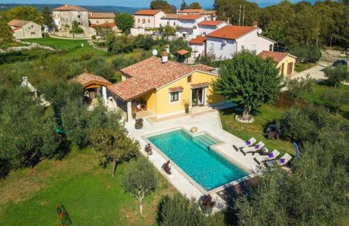 Villa Chiara 2 Bedroom, Private Pool, BBQ & Child-Friendly - Foto 32