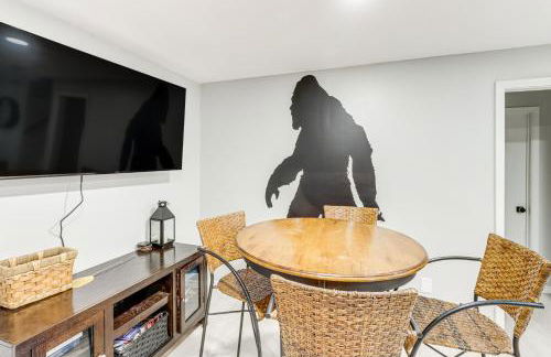 Table Rock Lake Hideaway with Deck Bring Your Boat! - Photo 27