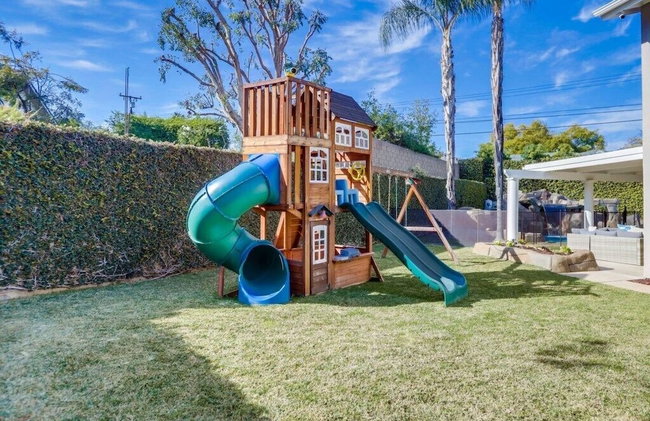 Beautiful Backyard Oasis 5 bedroom 3 Bathroom Home - Foto 73