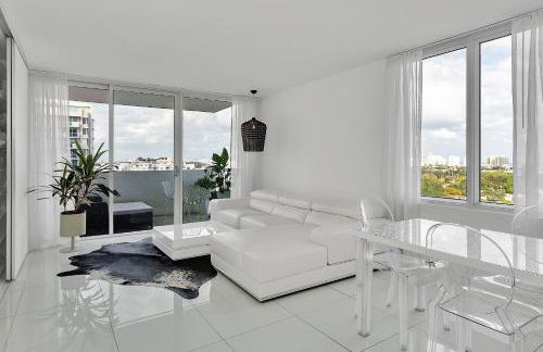 1100 West South Beach Luxe Miami Condos by Joe Semary - Foto 69