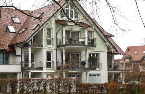 Ferienwohnung Seeblick - exklusive Wohnung in erster Reihe mit Balkon und Seeblick - Photo 15