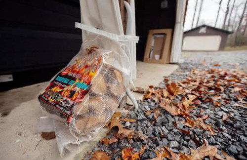 Home with Sauna & Hot Tub & Lake Access - Foto 54