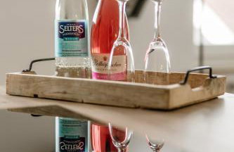 Kleeoase - Luxus Apartment- Jacuzzi - Dachterrasse - Kochinsel - kostenlose Parkplätze - See in 10 min - Foto 13