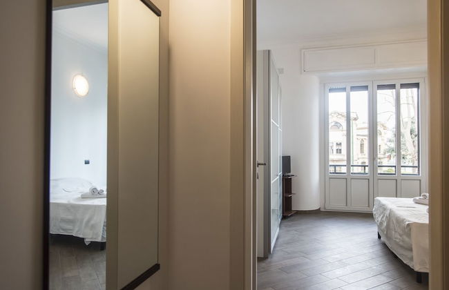 2 Bedrooms with Balcony in City Life District - Foto 2