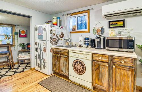 Hot Tub and Stone Fire Pit Smoky Mountain Oasis! - Foto 11