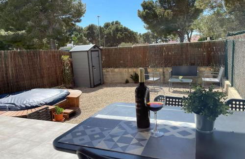 Apartamento con patio y Jacuzzi privado - Foto 1