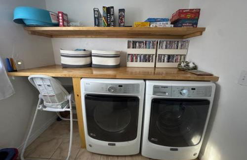 Hot Tub-EV-Kid Friendly-Arcade Game-BBQ-Fire Pit - Photo 54