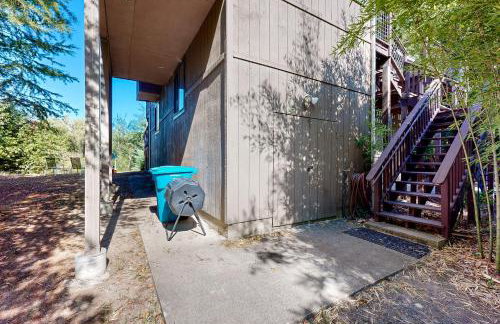 Cozy Riverview Cabin - Foto 31