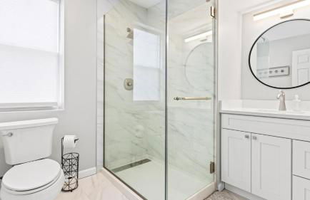 Modern Beach Retreat Sleeps 8 - Big Yard & BBQ - Foto 22