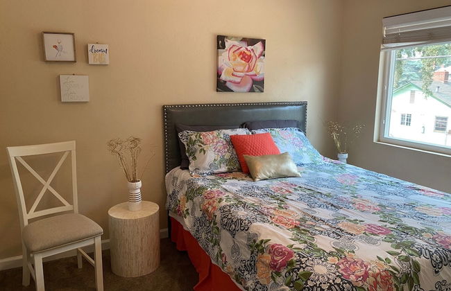 Longer Stay for Travelers Blocks from Hospital and Downtown Security Gates - Foto 2