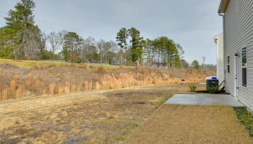 9 Mi to Duke University Spacious Home with Yard! - Foto 3