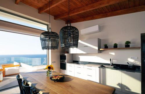 Villa Balance, Unwind with Panoramic Sea Views, by etouri - Foto 18