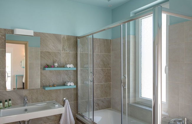 Marjorie Villa - Photo 10