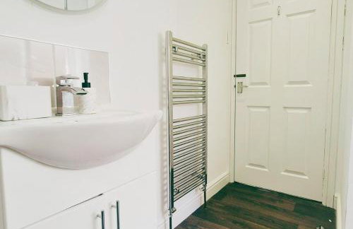 Cosy 2BR House on Quiet Street - Foto 31