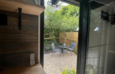 Flying Scotsman Unique Carriage Pet Friendly! Lazy Spa can be available upon request with additional cost of 40 - Foto 33