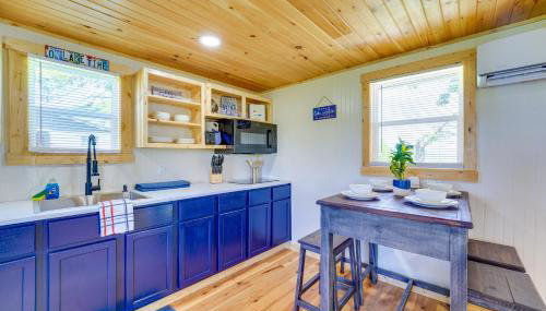 Yard with Lake View Home Near Table Rock Lake! - Foto 5