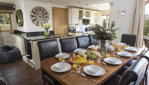 Court Lodge, Hillfield Village - Foto 2