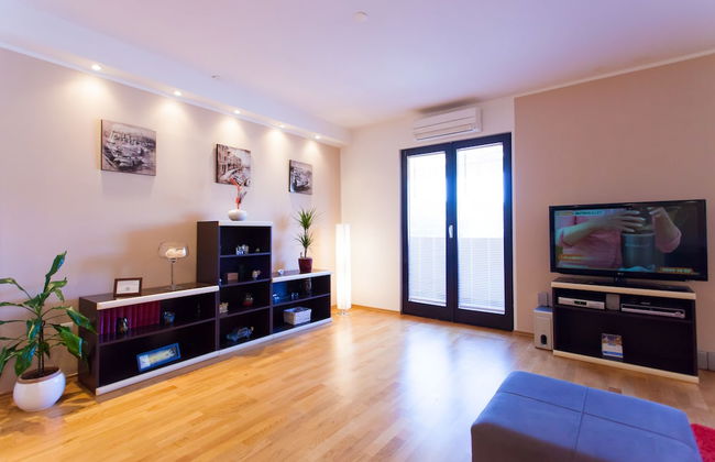 Urban Premium Apartments - Adults Only - Photo 12