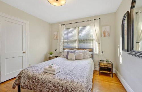 Center St Retreat - 1 Block from Downtown! - Foto 7