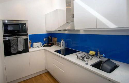 Seafront Cottage - The Nook - Photo 15