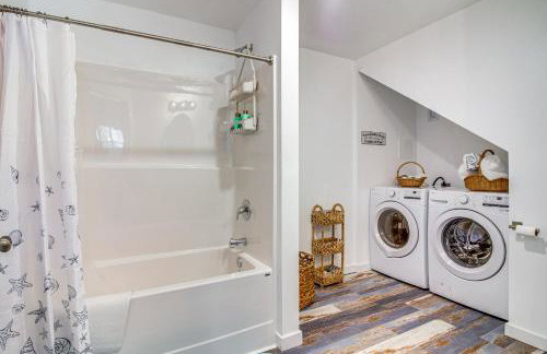 Near Ocean Home Away From Home in Gold Beach - Foto 17