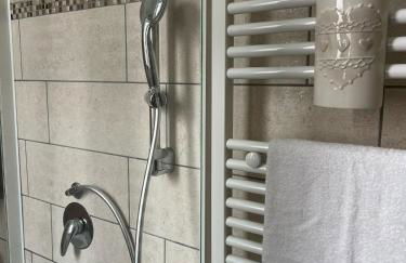 Saint Peter & Giulio Cesare - Photo 21