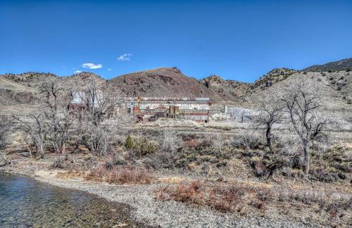 Riverfront Perch, w Balcony over the River - Foto 32