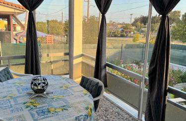 Ваканционна къща Анемони - Foto 1