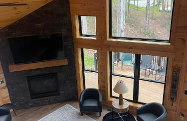 The Saige - Hot Tub, Fire Pit, and huge entertainment area - Foto 32