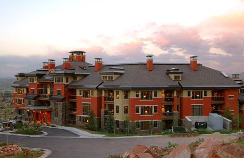 Raintree's The Miners Club Park City - Photo 54