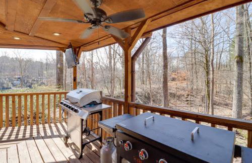 Family-Friendly Riverfront Manor on the Little Red - Foto 28