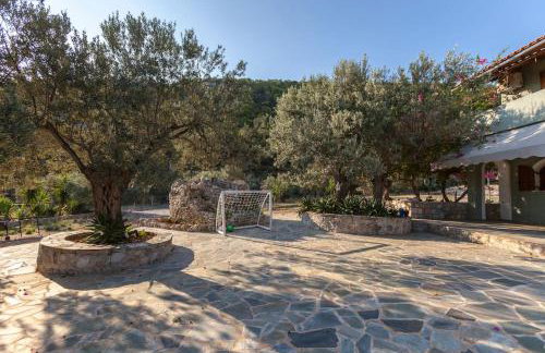 Elegance Villa: Classy Paradise w/ a private beach - Foto 34