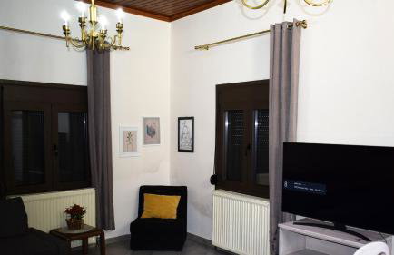 Elassona Comfort Home - Photo 6