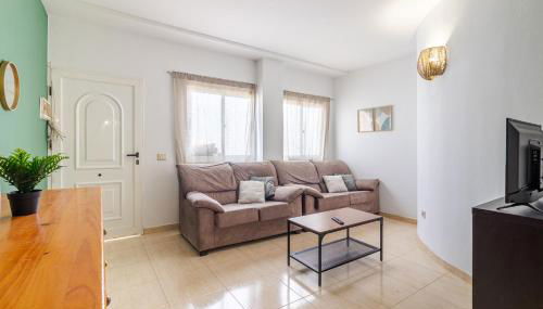 Guelfo Fuerteventura Airport - Foto 3