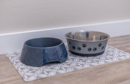 Stunning Views + Hot Tub + Location! 3 bed/3 bath - Foto 38