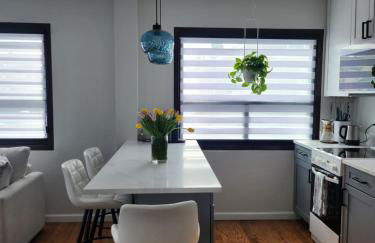 Luxury Modern Loft with Balcony Near MetLife & NYC - Foto 2