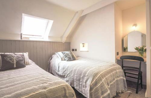 Yr Hal Llangrannog - Photo 7